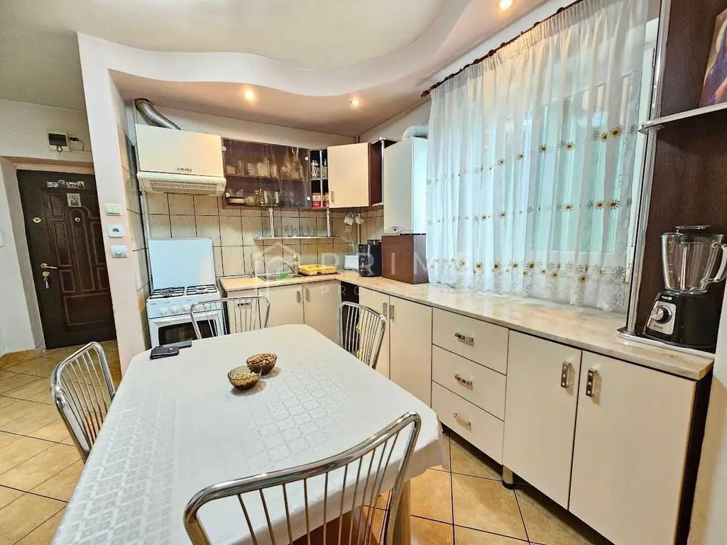 Spațiu, confort și locație excelentă – apartament 3 camere Tudor,