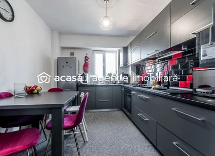Rezervat Apartament amenajat cu 2 camere, decomandat la Intim