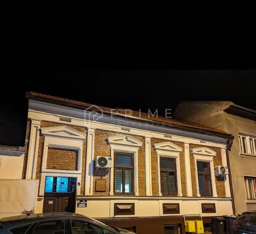 Clădire ultracentrală – Târgu Mureș, str. Mihail Kogălniceanu