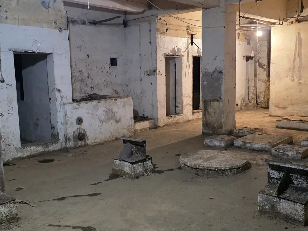 Drumul intre Tarlale spatiu 550 mp