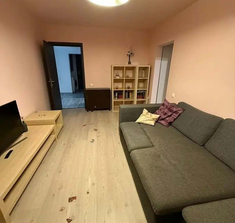 Apartament 4 camera Crangasi