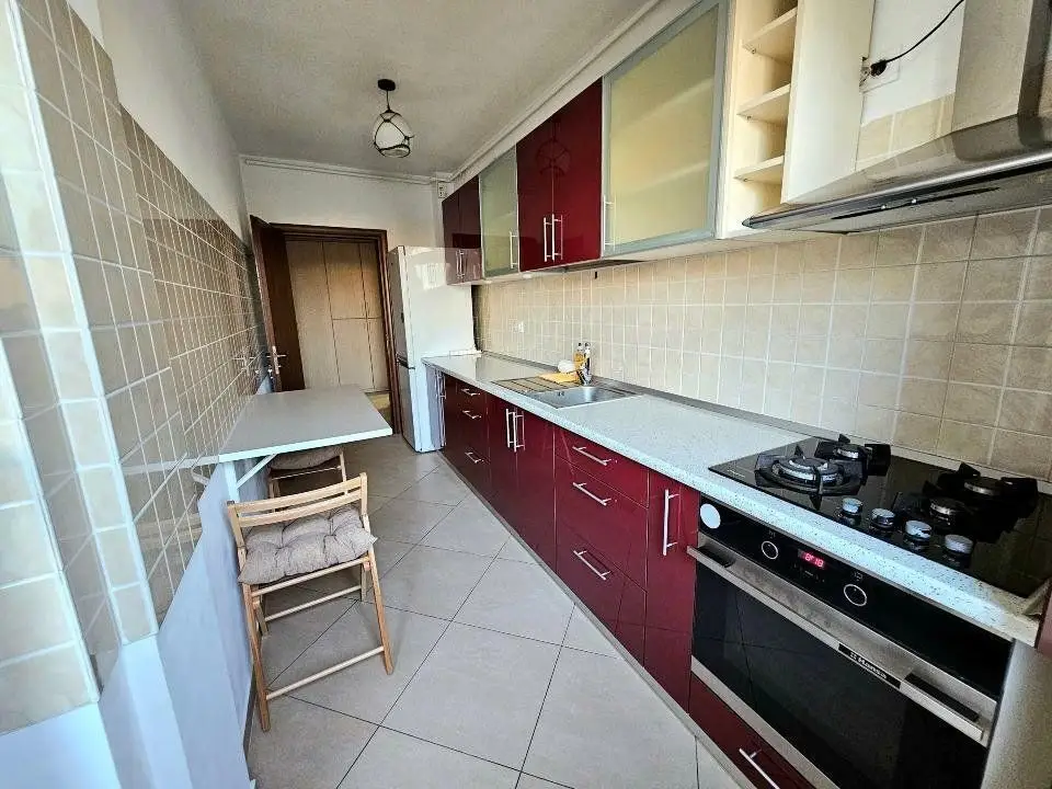 Ap langa metrou, centrala, parcare subterana - direct proprietar