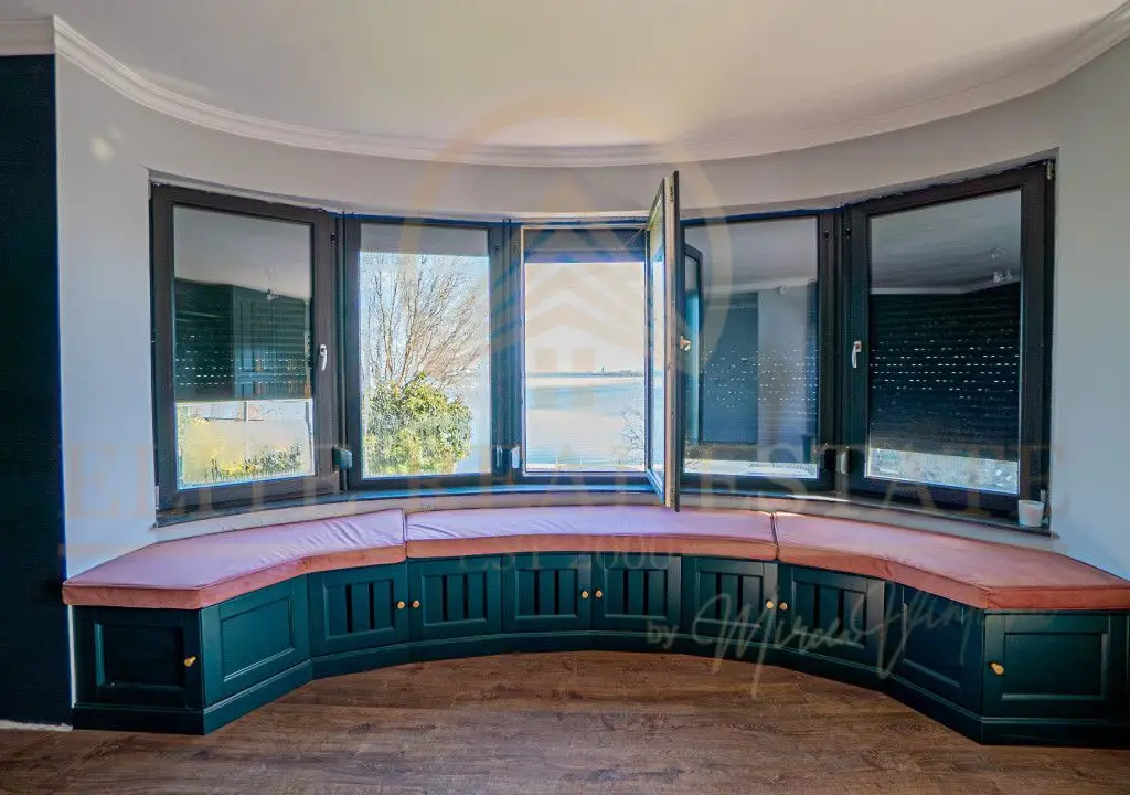 Năvodari - Casă exclusivistă cu ponton privat – Primul rând la lac