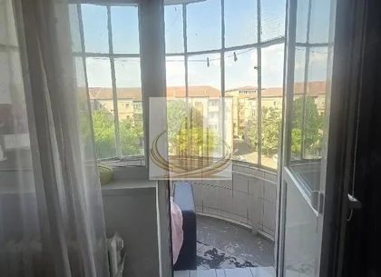 Ap Decomandat cu 1 Cameră | 38 mp | Etaj Intermediar | Soarelui