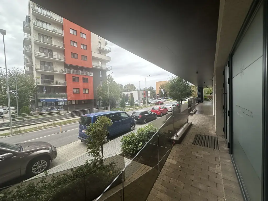 De vânzare Centru Medical Multifuncțional 196 mp zona Coresi