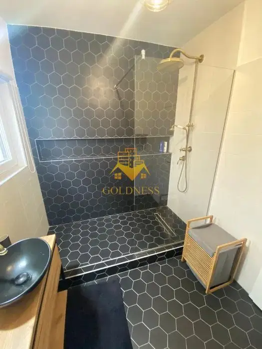 2 Camere decomandate,Borhanci,Parcare,Modern,Curte,Mega Image,Cec Bank