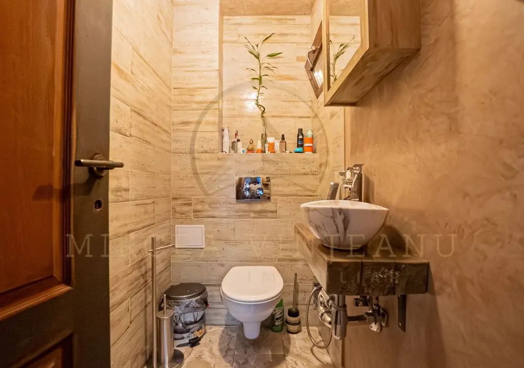 Casa P+1E de vanzare in Mamaia - Tabara Navodari