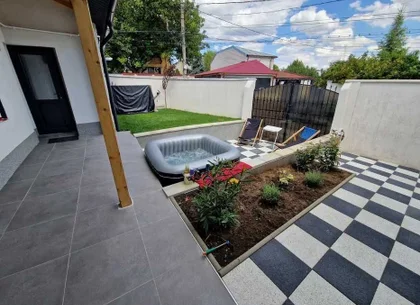 Casa complet renovata – ideala pentru locuinta, birouri sau investitie |