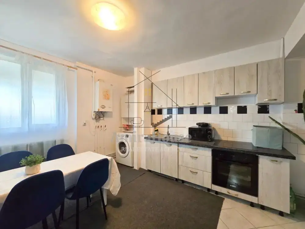 Apartament 3 camere, decomandat, priveliste frumoasa,Marasti zona Piata Marasti
