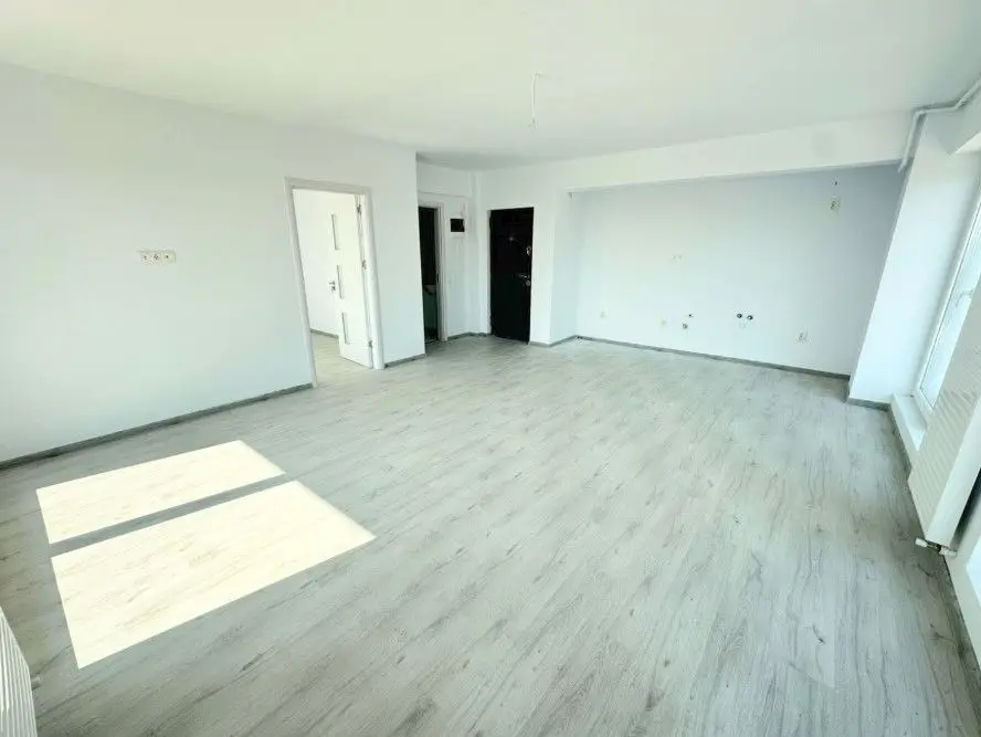 Apartament 3 camere + terasă 40 mp | Preț imbatabil în Otopeni