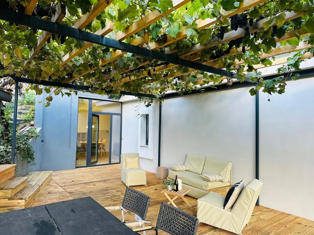 Casă la cheie, 140 mp + teren 540 mp — Zonă centrală Oradea. 387.000 E