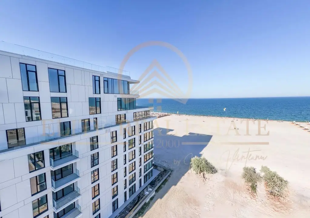 Stațiunea Mamaia - Vânzare apartament cu 4 camere, 3 bai cu vedere la lac.