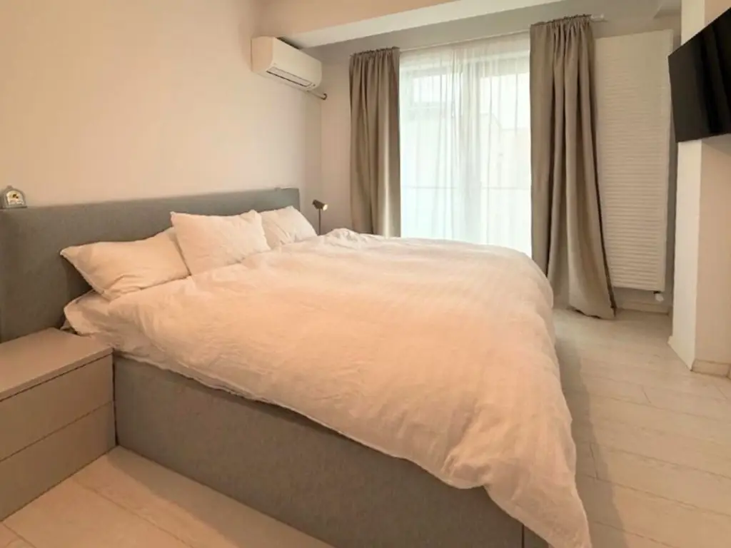 Vânzare duplex luminos 4 camere cu grădină Bucureștii Noi Străulești