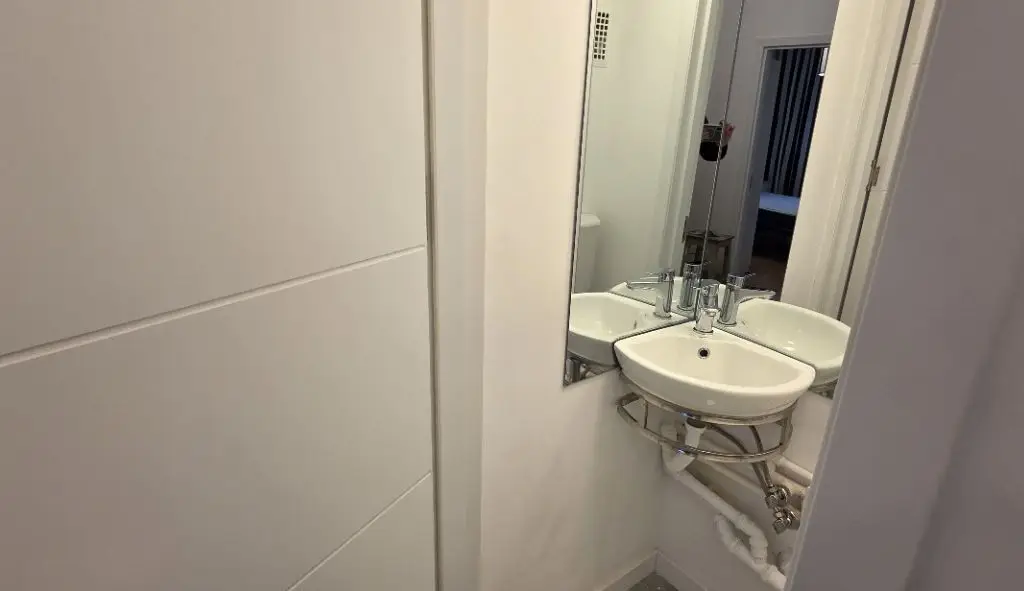 Romana Coloane apartament 3 camere mobilate si utilate