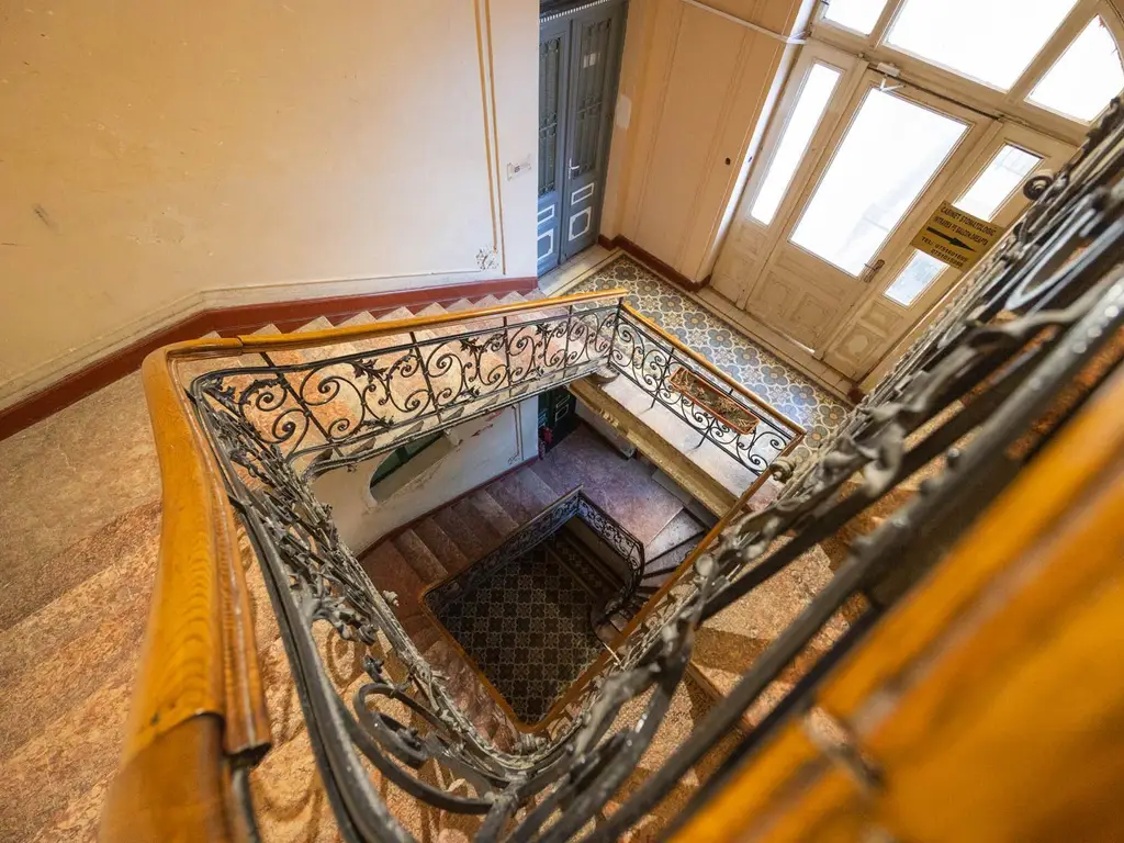Apartament 2 camere ultracentral, Revoluției, ideal birou