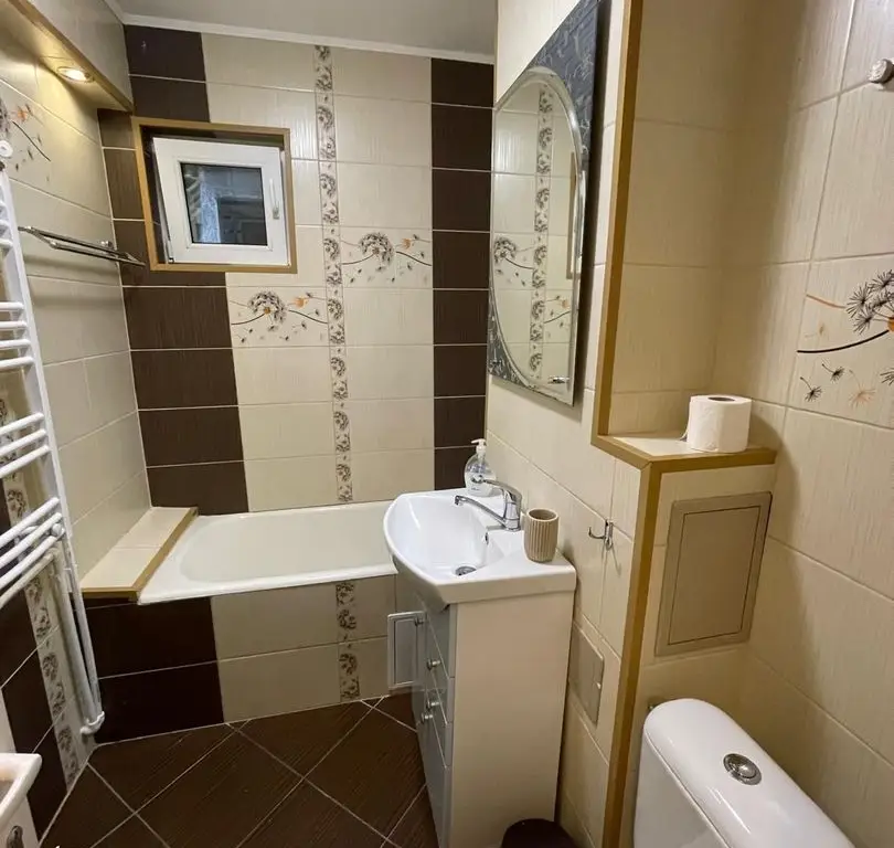 Închiriere apartament 2 camere decomandat – Mazepa 2