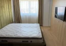 Inchiriez ap 3 camere, mobil utilat modern, loc parcare- 800 euro/luna