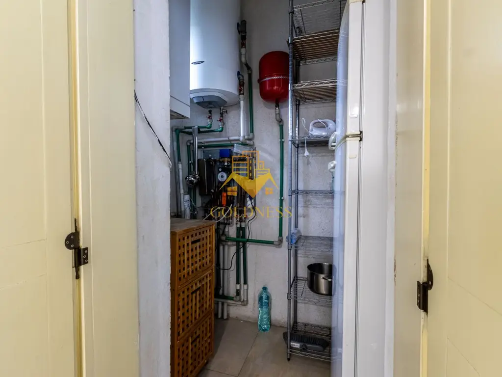 Casa individuala, 5 camere, dressing,garaj, 1000 mp gradina, Borhanci