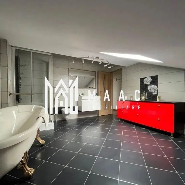 Apartament 4 camere | 100 MPU | Balcon | Decomandat | Strand