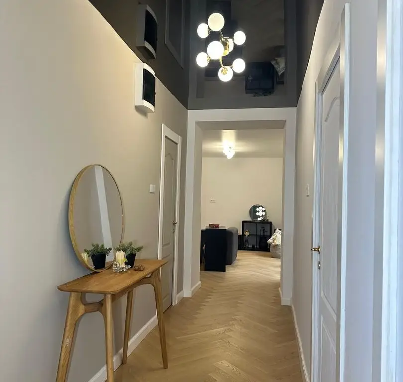 Casă la cheie, 140 mp + teren 540 mp — Zonă centrală Oradea. 387.000 E