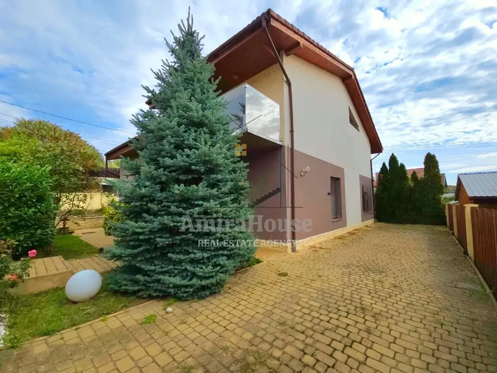 Casa individuala 5 camere, teren 600 mp, finisata, 167 mp utili zona str Oasului