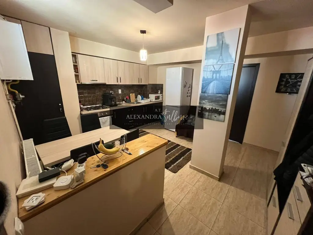 Apartament 3 camere, balcon, etaj intermediar, A. Vlaicu, Marasti