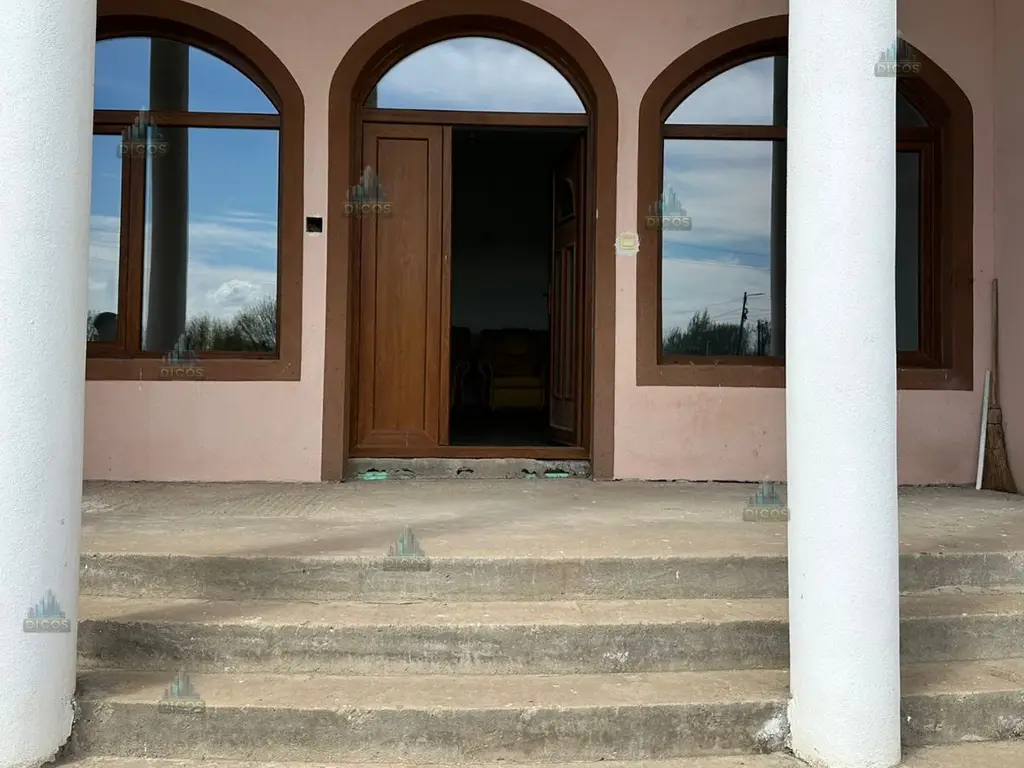 Vilă de vânzare 1500 mp teren