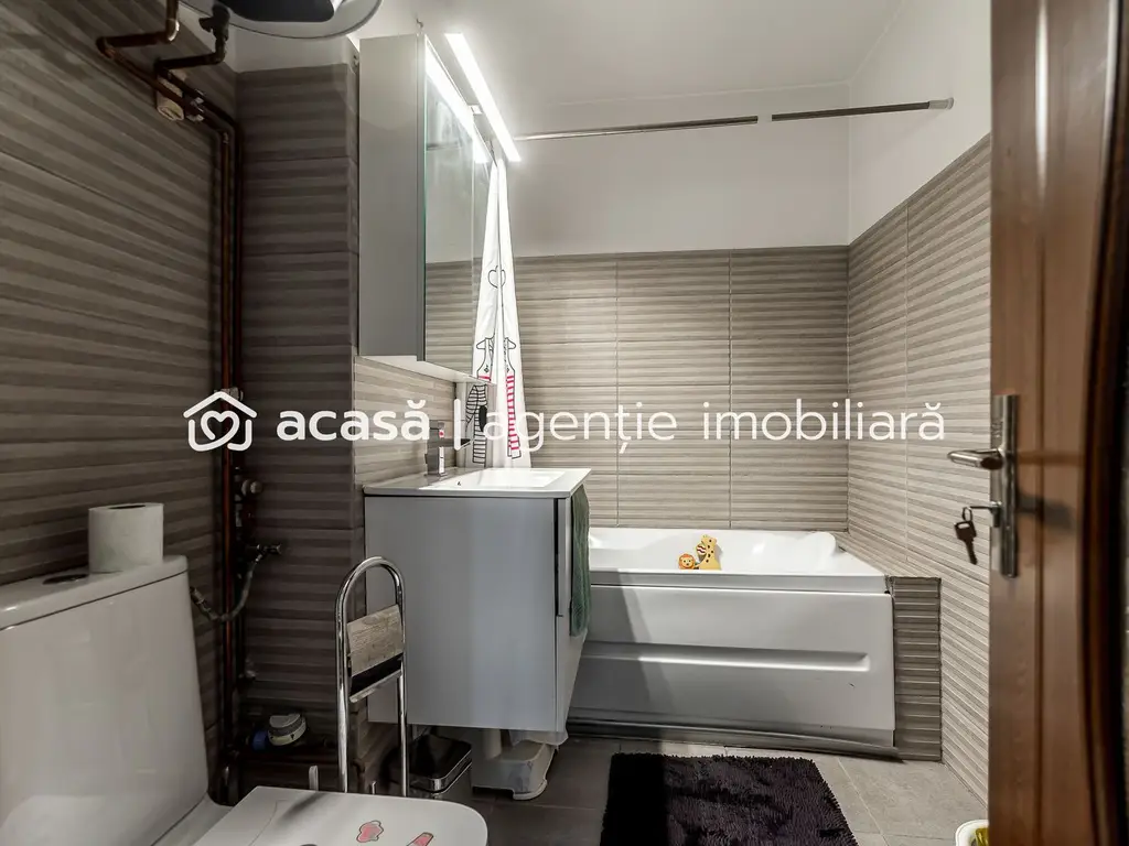 Rezervat Apartament amenajat cu 2 camere, decomandat la Intim