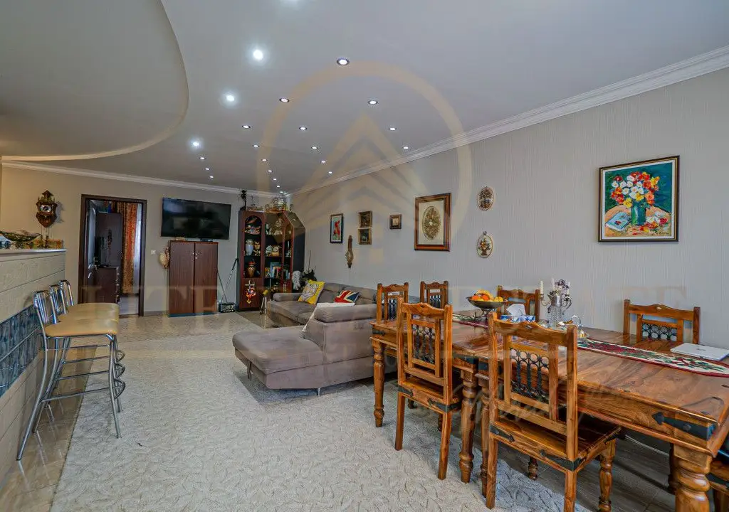 Vila Eforie Sud – Oportunitate unică de investiție și locuire!