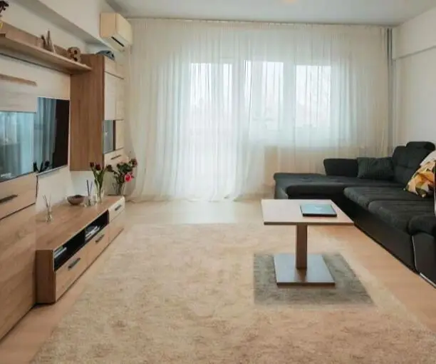 Apartament 3 camere spațios Băneasa aproape de Parcul Herăstrău