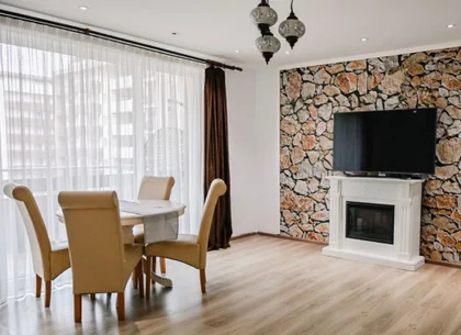 Apartament 3 camere elegant spațios și luminos în cartierul Urban Coresi