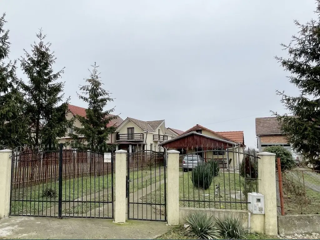 Casa finisata mobilata Satu Mare