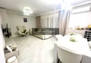 Apartament 2 camere decomandate, etaj intermediar, terasa, parcare