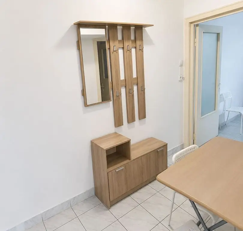 Apartament 2 camere, parter înalt, mobilat și utilat complet