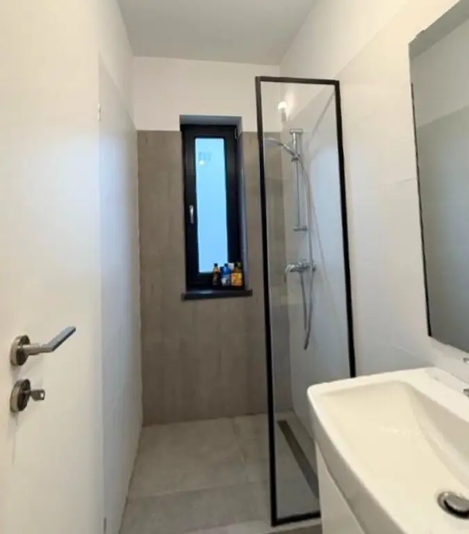Vânzare duplex luminos 4 camere cu grădină Bucureștii Noi Străulești