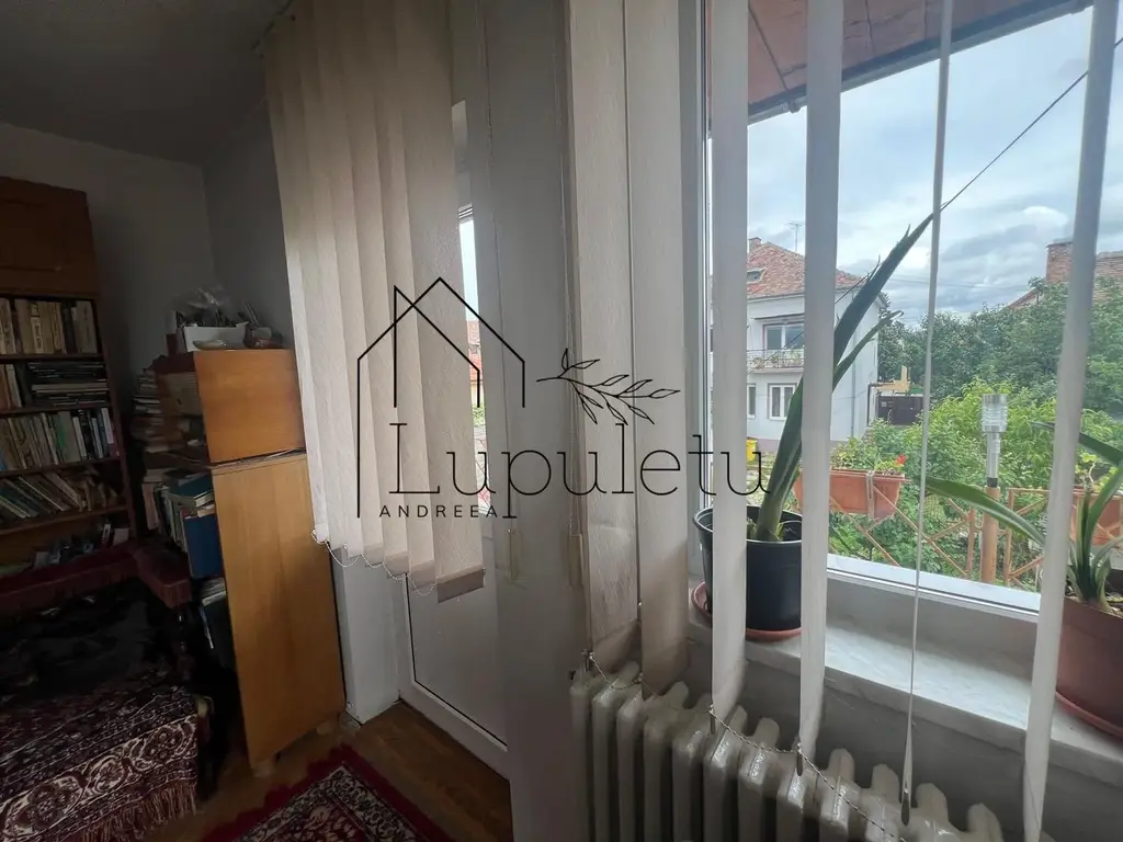 Casă de Vanzare | 200 MPU | Teren 305 MPU | Ultracentral