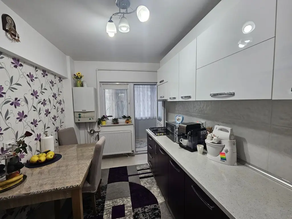 Apartament deosebit 3 camere – lux, complet mobilat, zonă excelentă