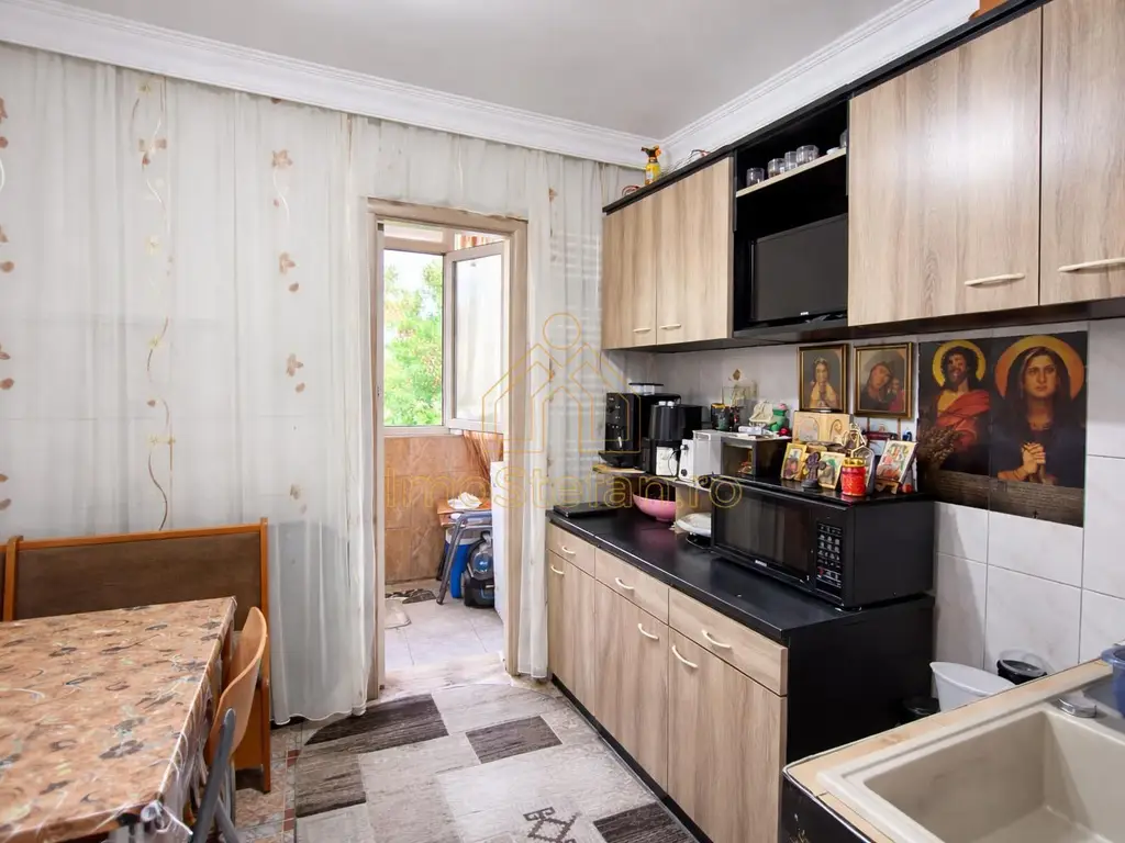 LOC DE PARCARE INCLUS Apartament 2 Camere Poarta 6 Lângă Liceul Blaga