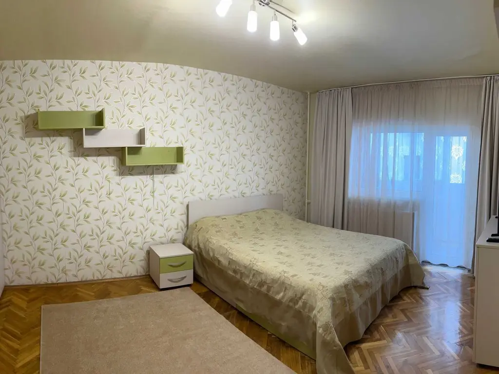 De închiriat apartament 2 camere Iancului