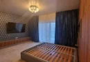 Apartament 6 camere, gradina privata