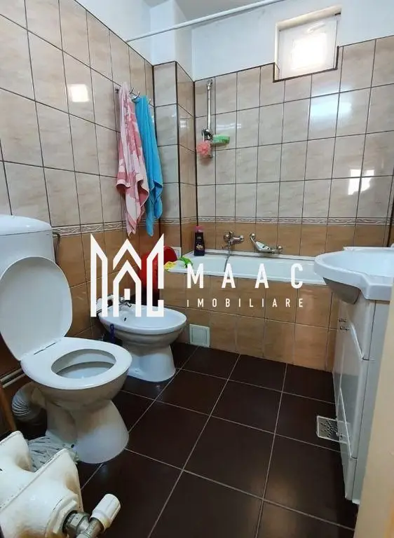 Casa de vanzare 4 camere | Selimbar | 554 mp