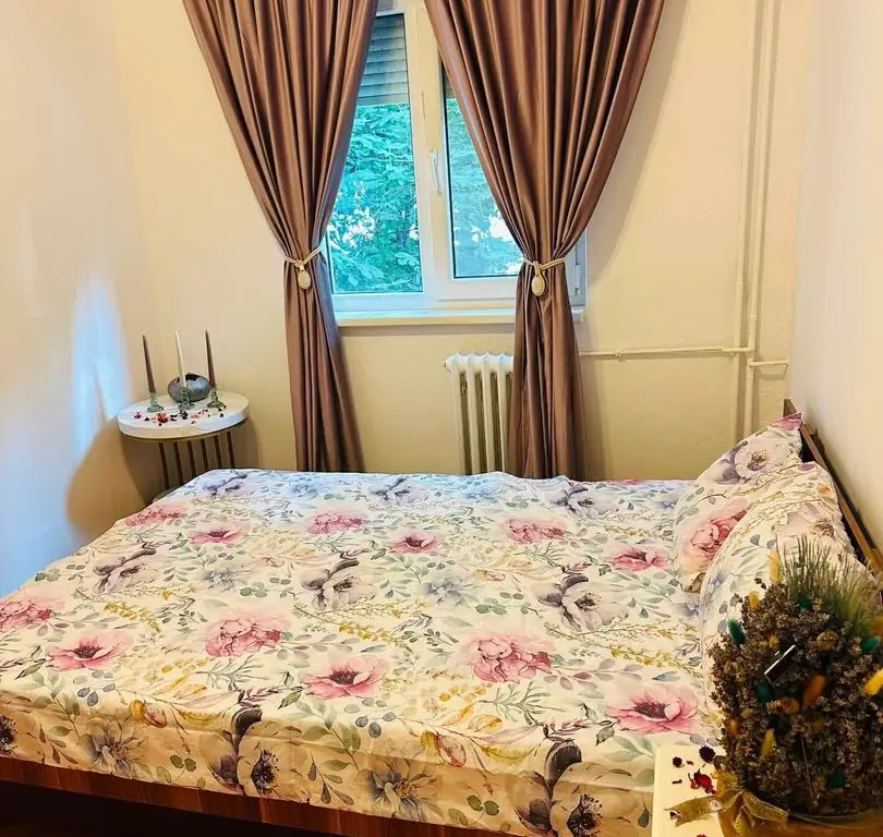 Apartament 3 camere de închiriat – Zona Dacia | 200 m de Iulius Mall |