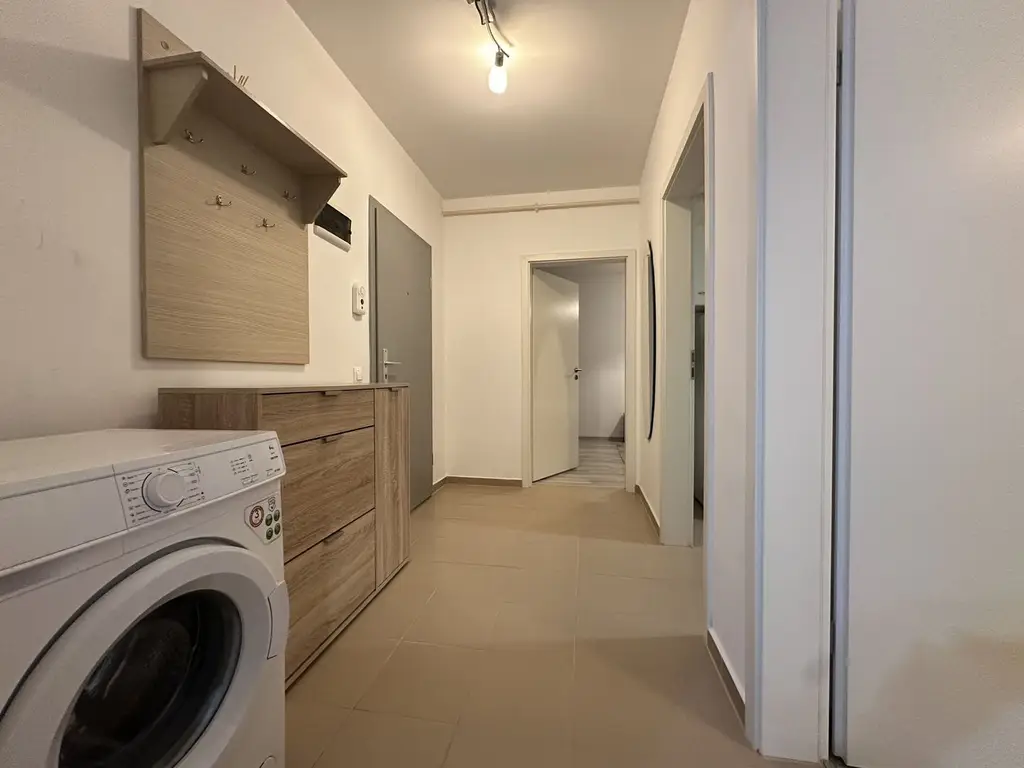 Inchiriem apartament 2 camere modern Avantgarden 3