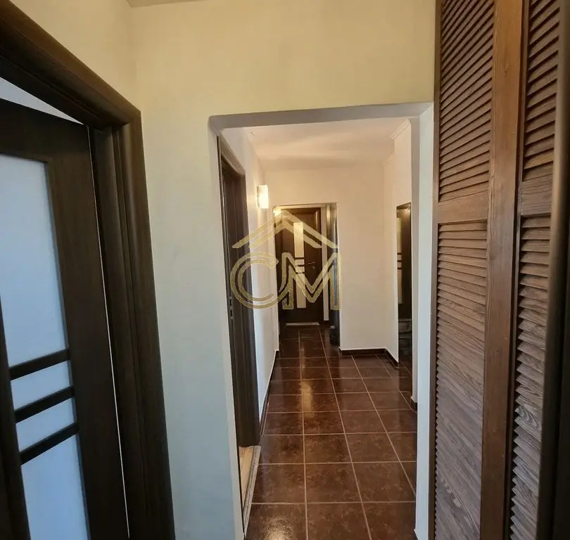 Apartament 4 Camere-2 Bai-2 Balcoane- Pivnita-80 MP