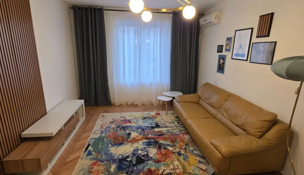 Romana Coloane apartament 3 camere mobilate si utilate