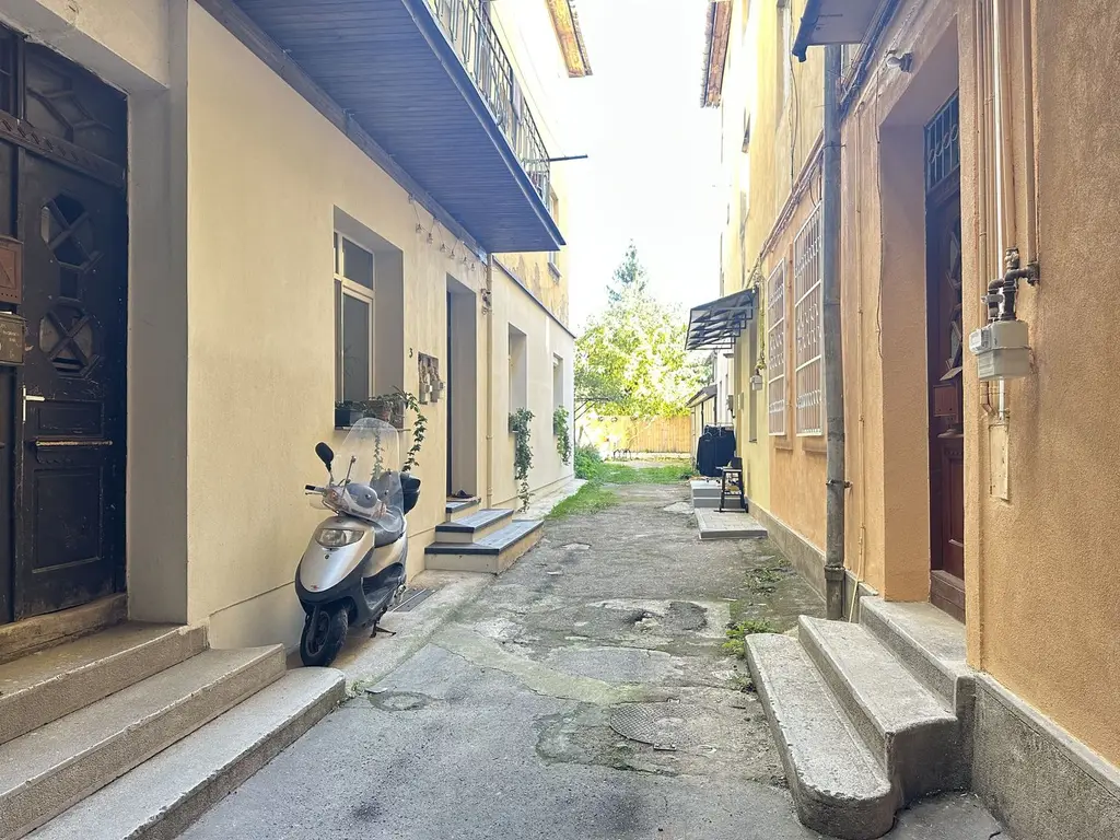 Apartament in casa spațios la doar 5-7 minute de Centrul Istoric