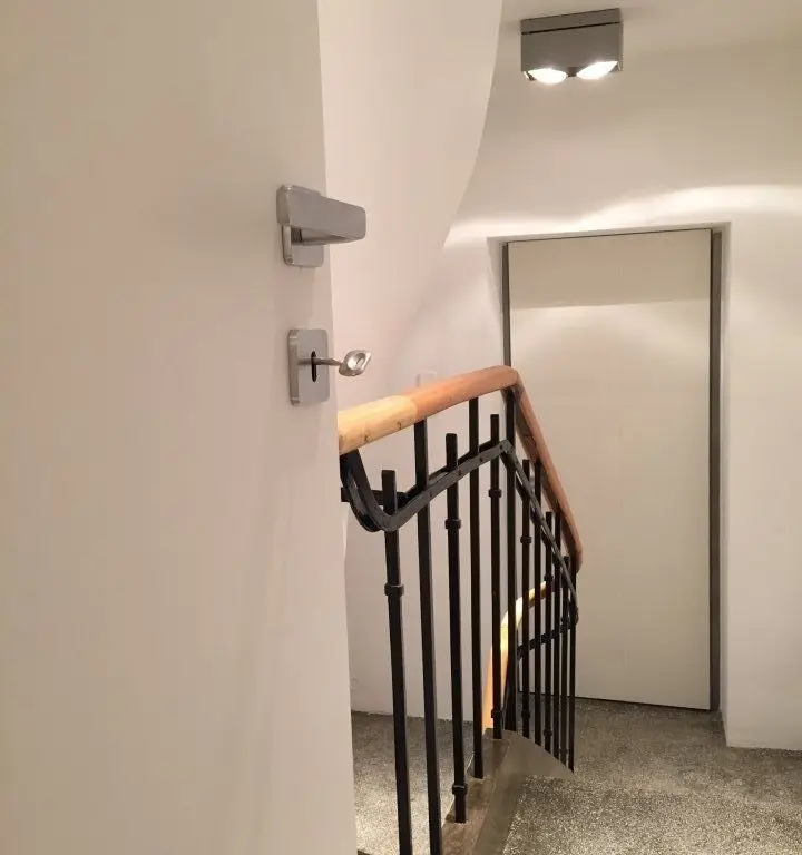 Str Belgrad, Capitale, Ap. tip duplex, 221mp: 122mp Hochparterre + 99mp Demisol