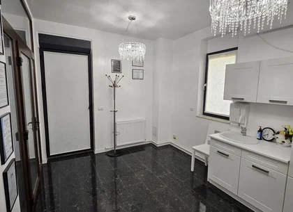 Apartament LUX cu 2 camere și curte privată 140 mp – Dumbrăvița