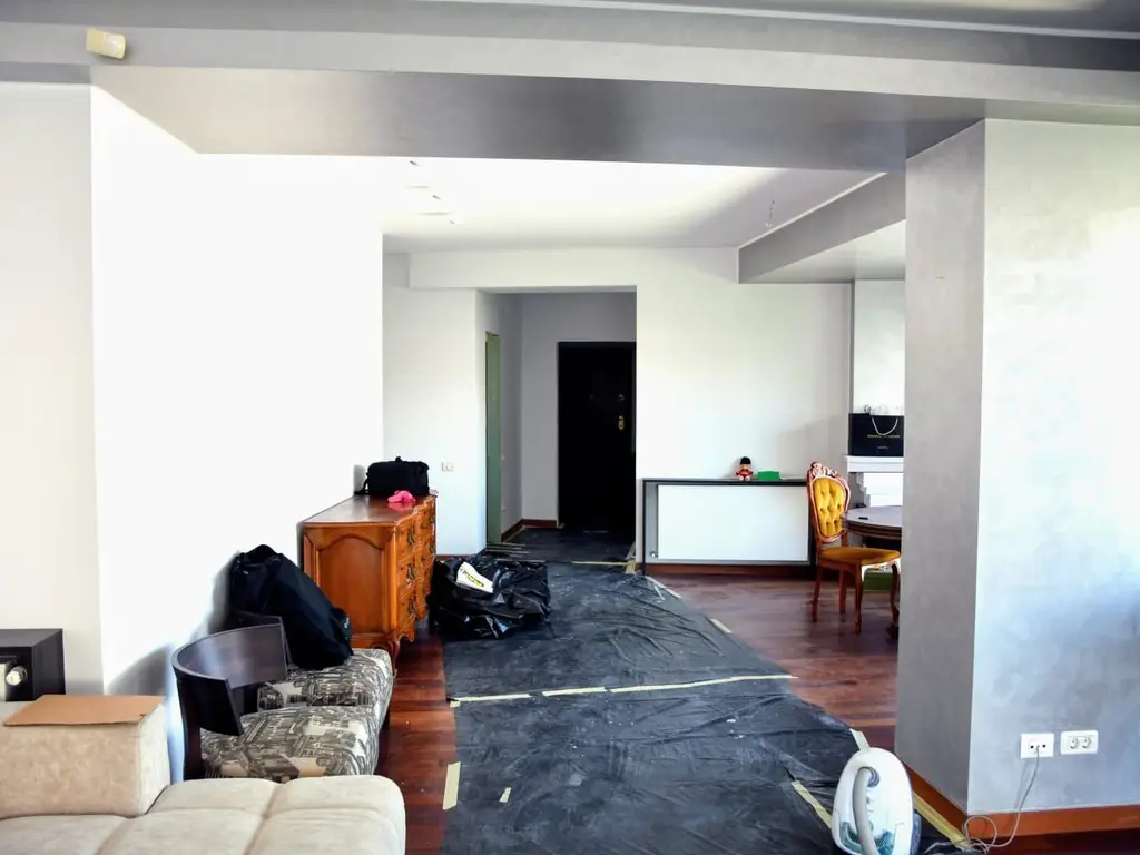 BRASADAS închiriază Ap 4 cam GARAJ Et 3,4/5 ROMANA.
