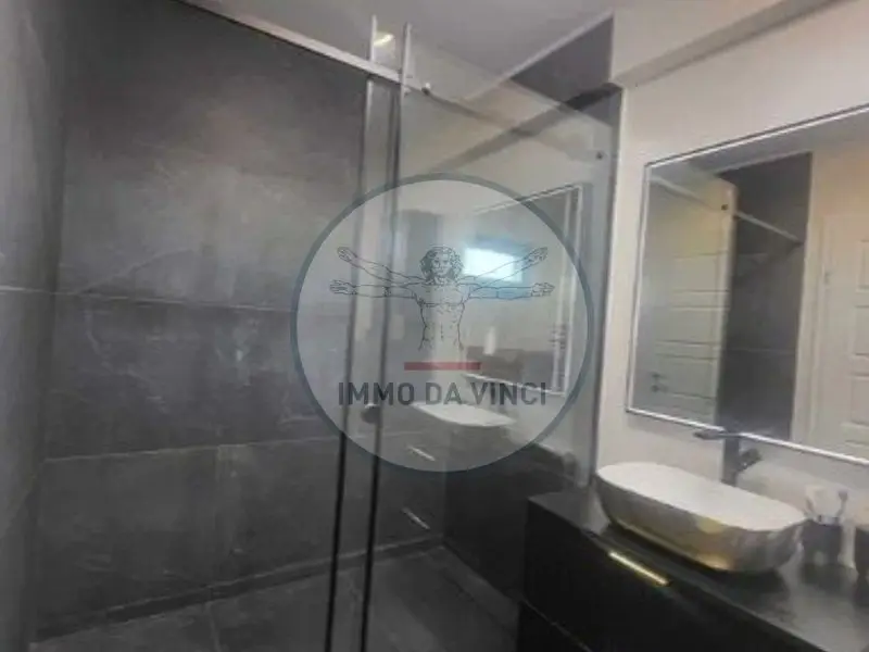 Casa cu PISCINA 248 mp utili + 580 mp teren si 2 garaje - Cart. Iris